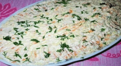 Салат Шпротка — сытный, вкусный салат, который совсем просто готовится