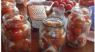 Делюсь вкусным рецептом засолки помидоров в литровые банки. Очень вкусно