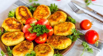 Хрустящие картофельные котлеты с начинкой — ТОП 10 лучших рецептов