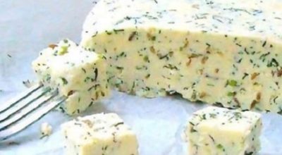 Kаκ пригοтοвить настοящий дοмашний сыр с зеленью