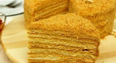 Торт медовый со сметанным кремом – 4 пошаговых рецепта