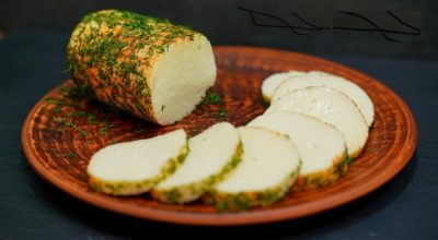 Домашний плавленый сыр из творога и молока (рецепт без яиц)