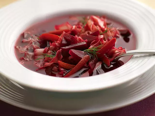 Тёртый луковый суп со свёклой и овощами