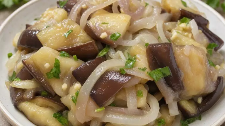 Маринованные баклажаны с чесноком и зеленью